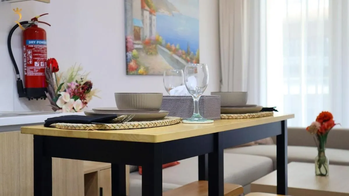 Serene Masdar 1Br Pool And Quick Airport Access Abu Dhabi Appartamento