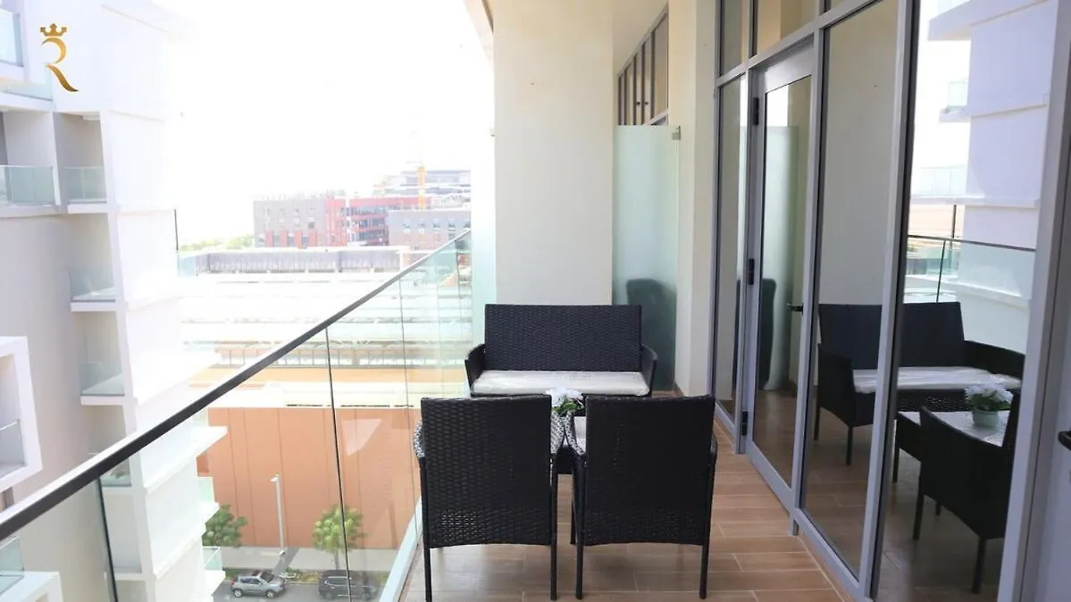 Serene Masdar 1Br Pool And Quick Airport Access Abu Dabi Emiratos Árabes Unidos